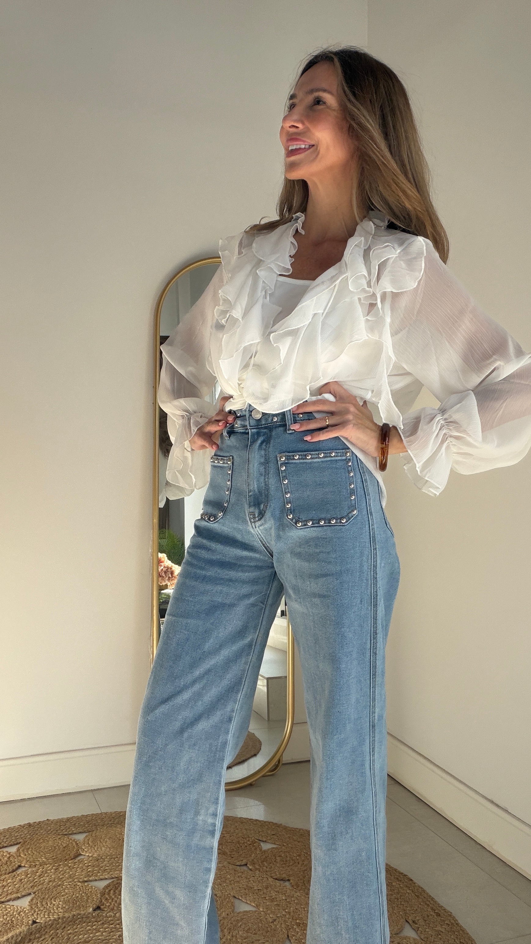 Pantalón vaquero tachuelas cintura