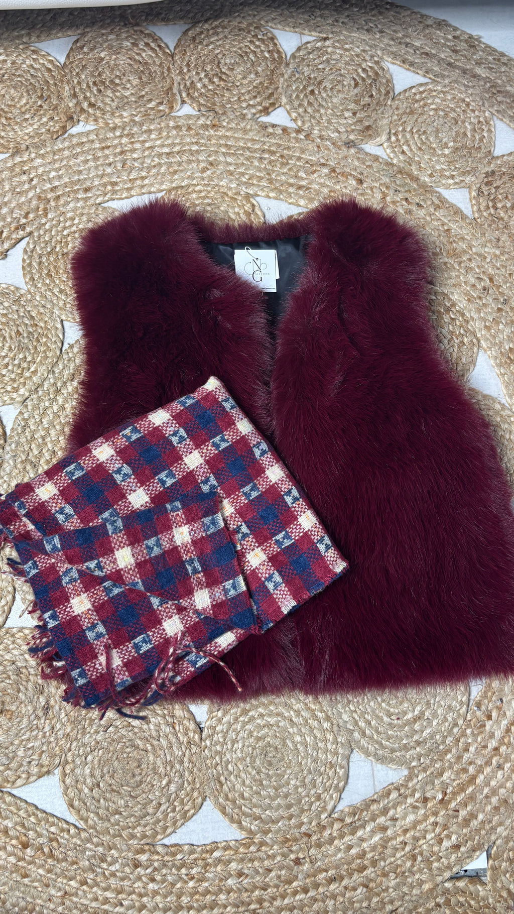 P.R Chaleco de pelo y foulard