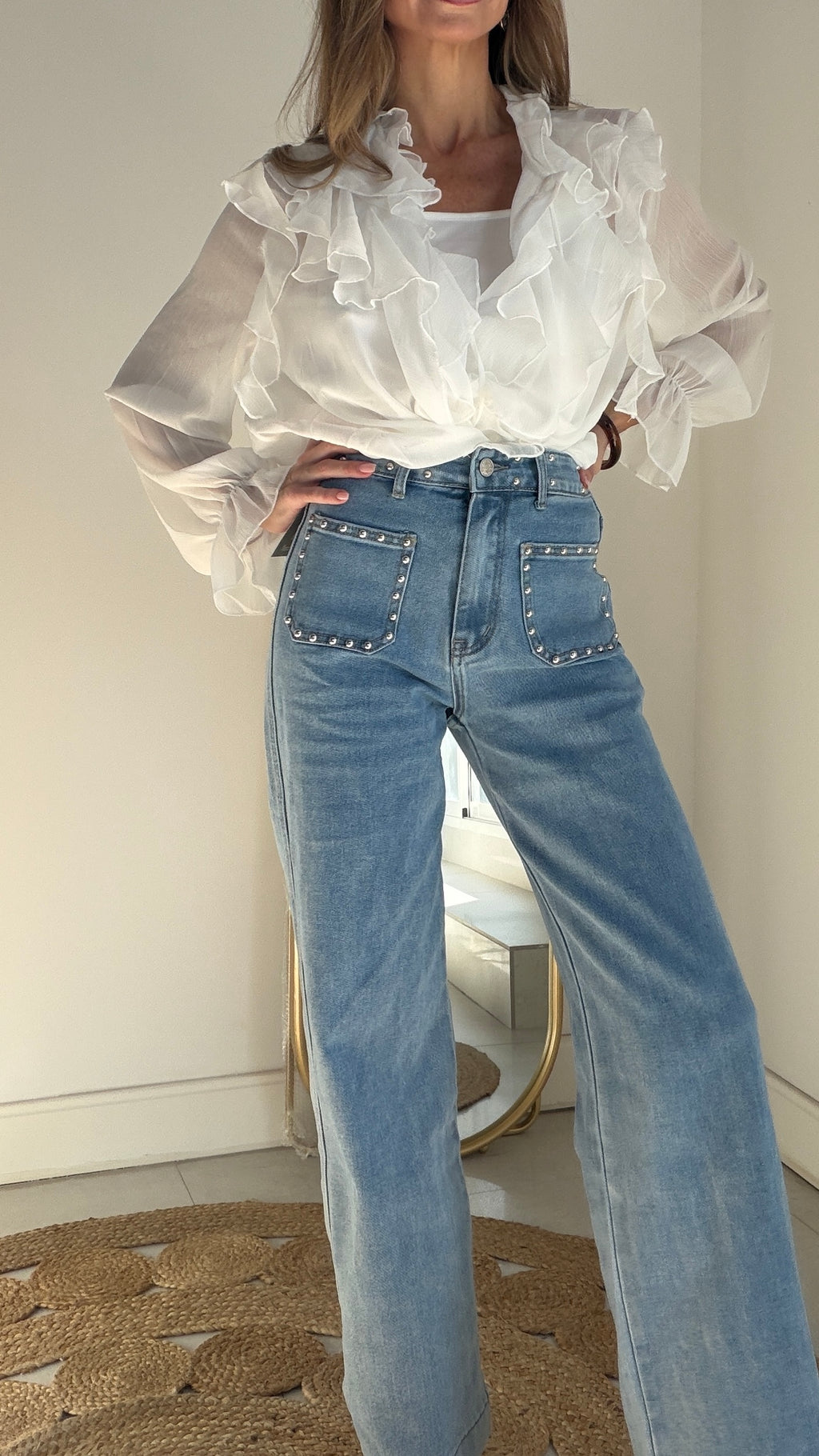 Pantalón vaquero tachuelas cintura