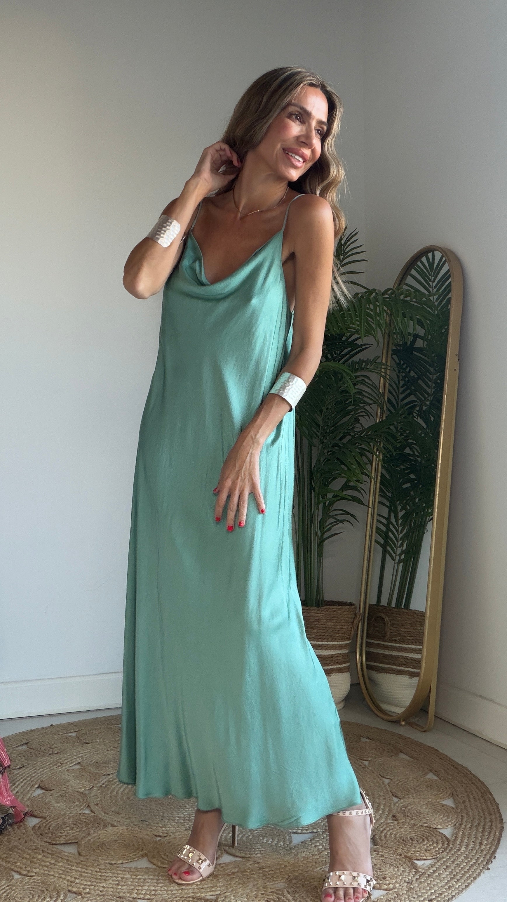 Vestido Lencero Basic