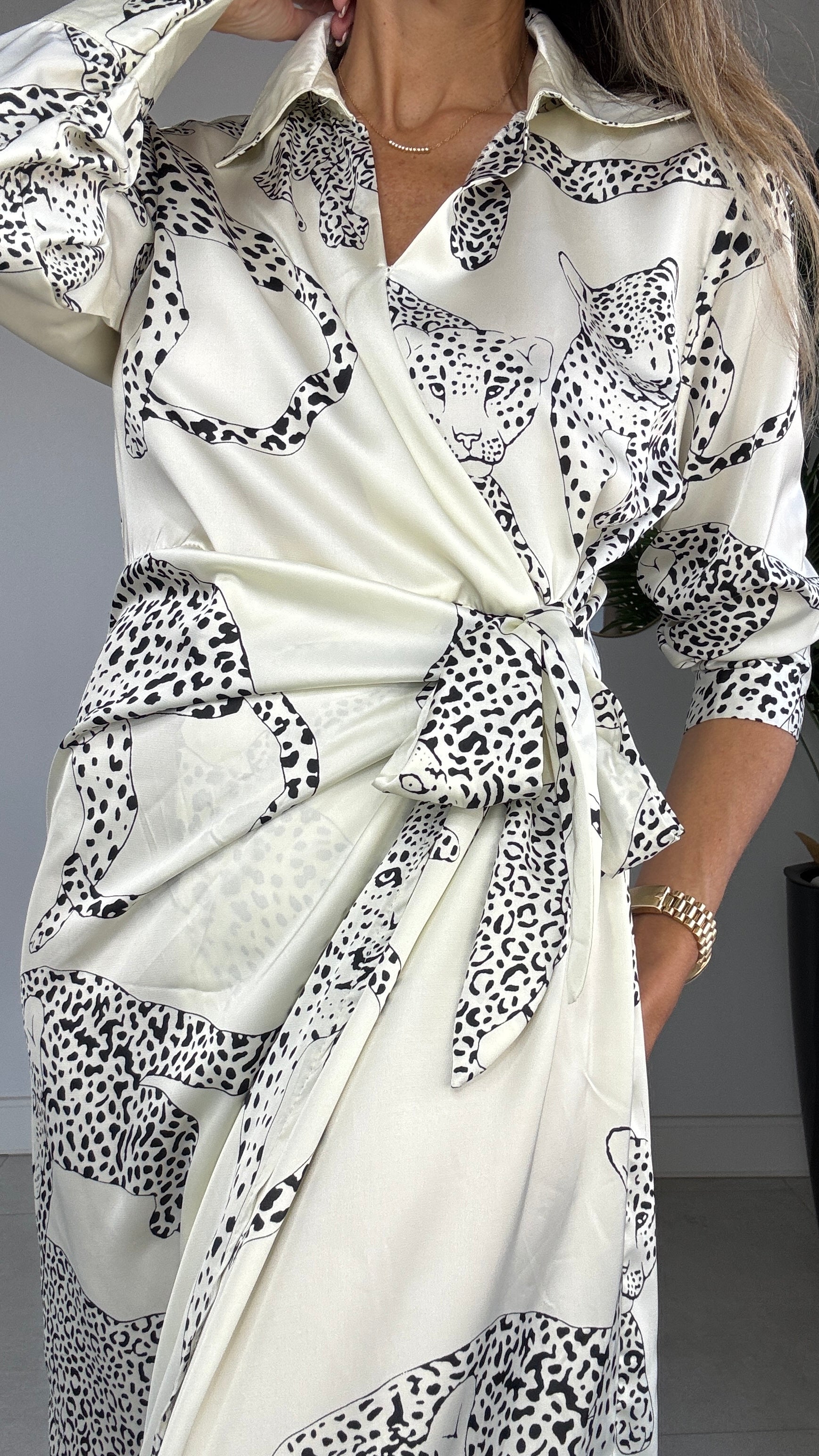 Vestido Satén Tigres