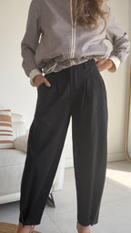 Pantalón bombacho botón