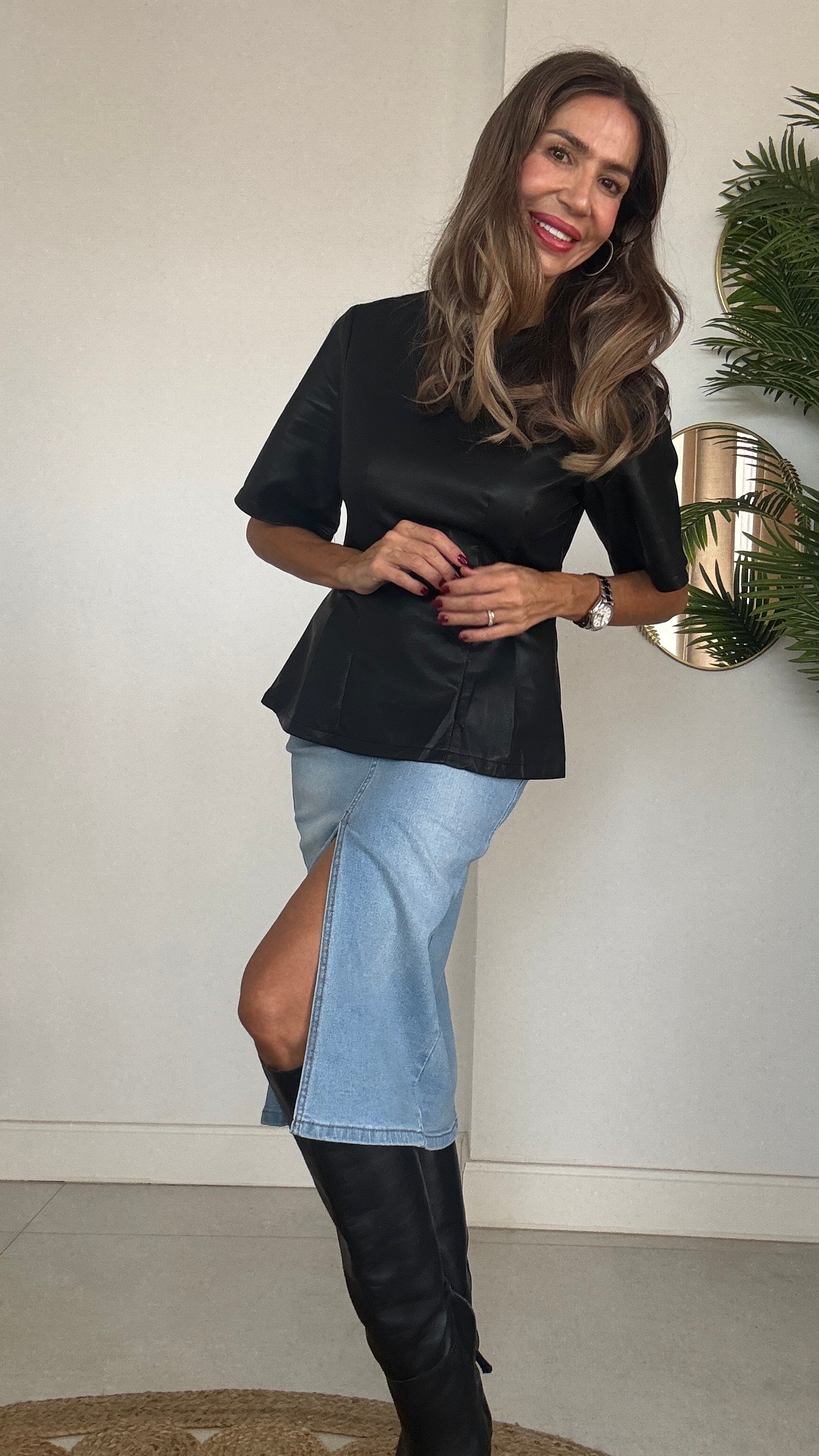 Top tacto piel peplom