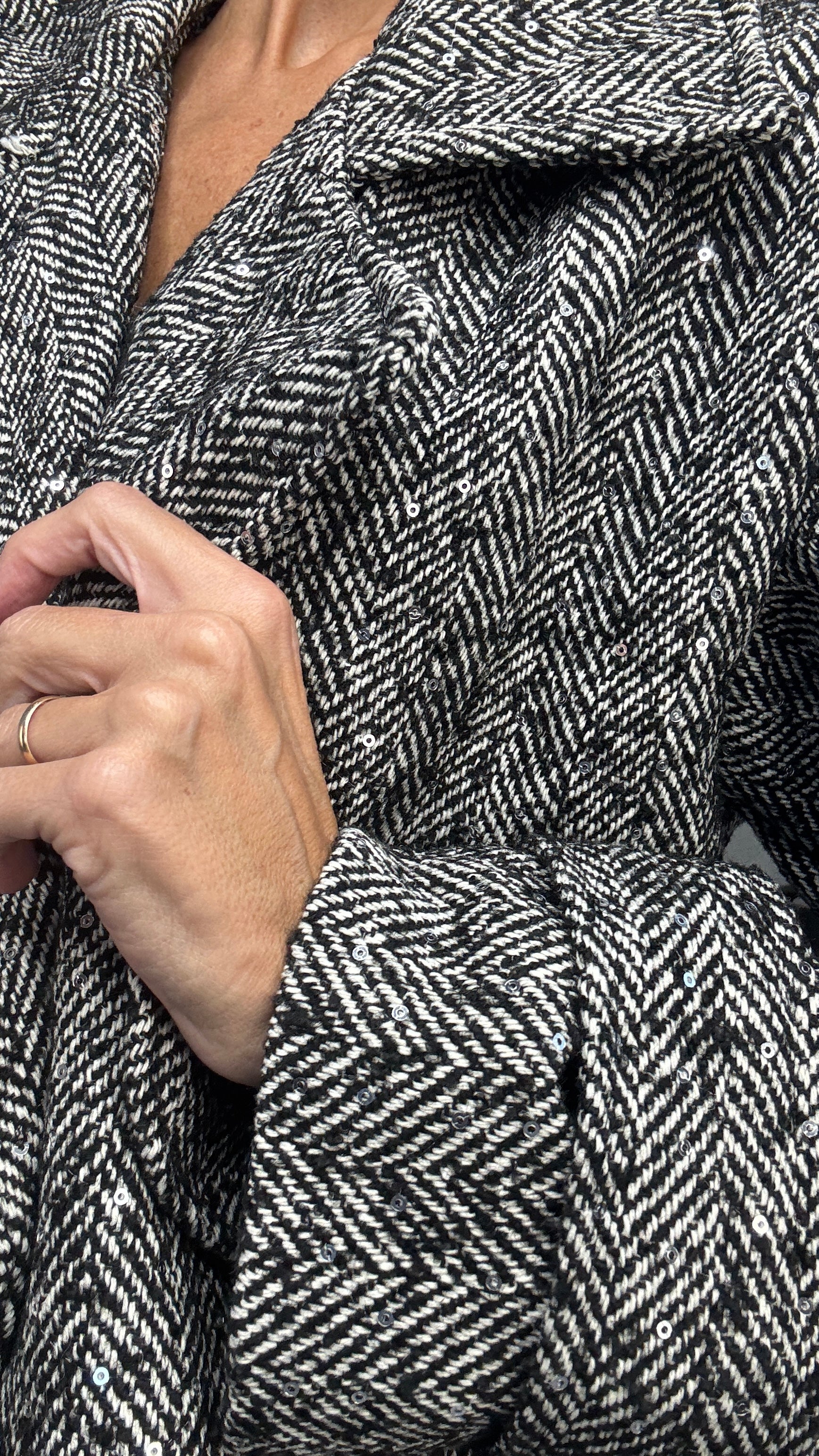 Chaqueta Espiga Corte Gabardina con Detalles