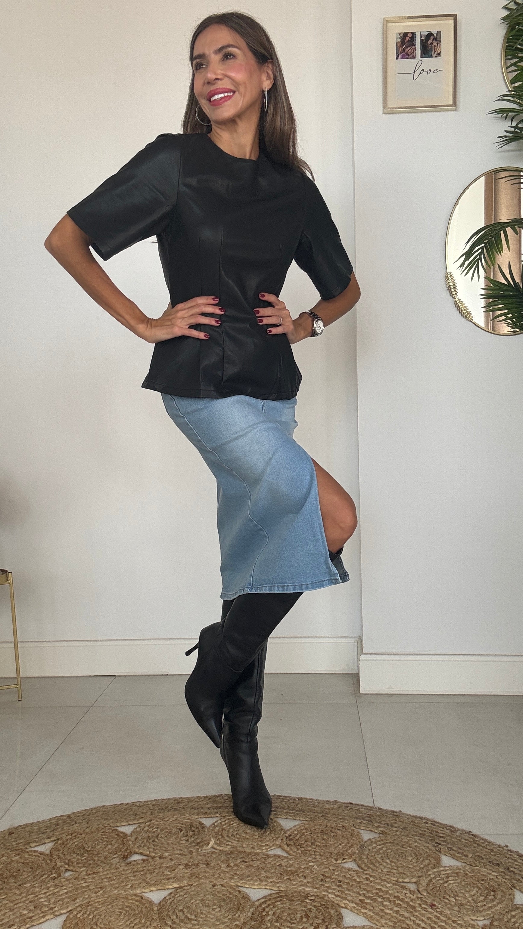 Top tacto piel peplom