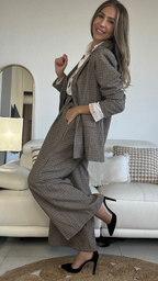 Pantalón de paño y cuadritos