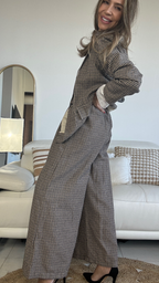 Pantalón de paño y cuadritos