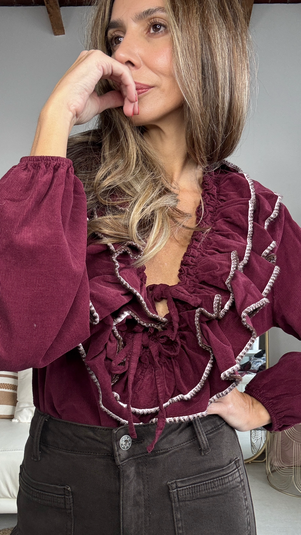 Camisa pana volantes