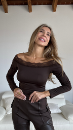 Camiseta encaje Bardo